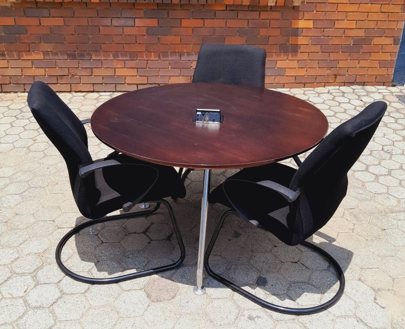 Solid Round Table 1200mm