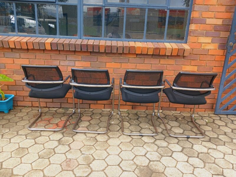 Dauphin Mesh Visitor Chairs - Image 3