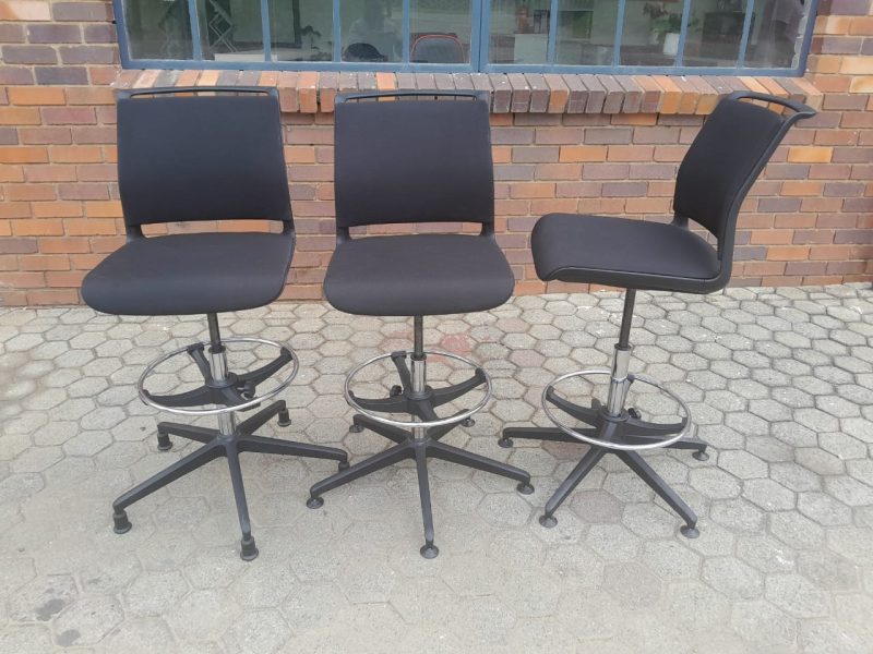 Draughts Man Chairs - Image 3